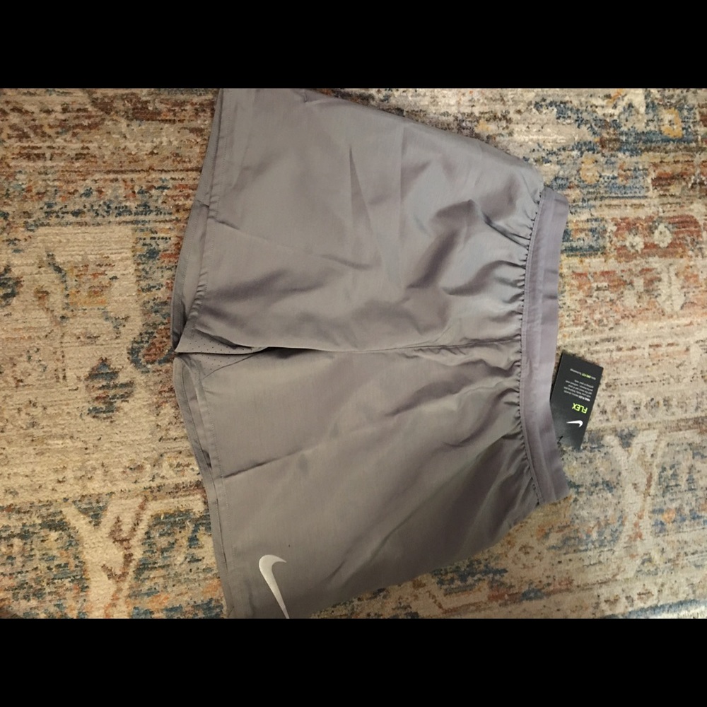Brand New Nike Flex 5” shorts 🔥🔥